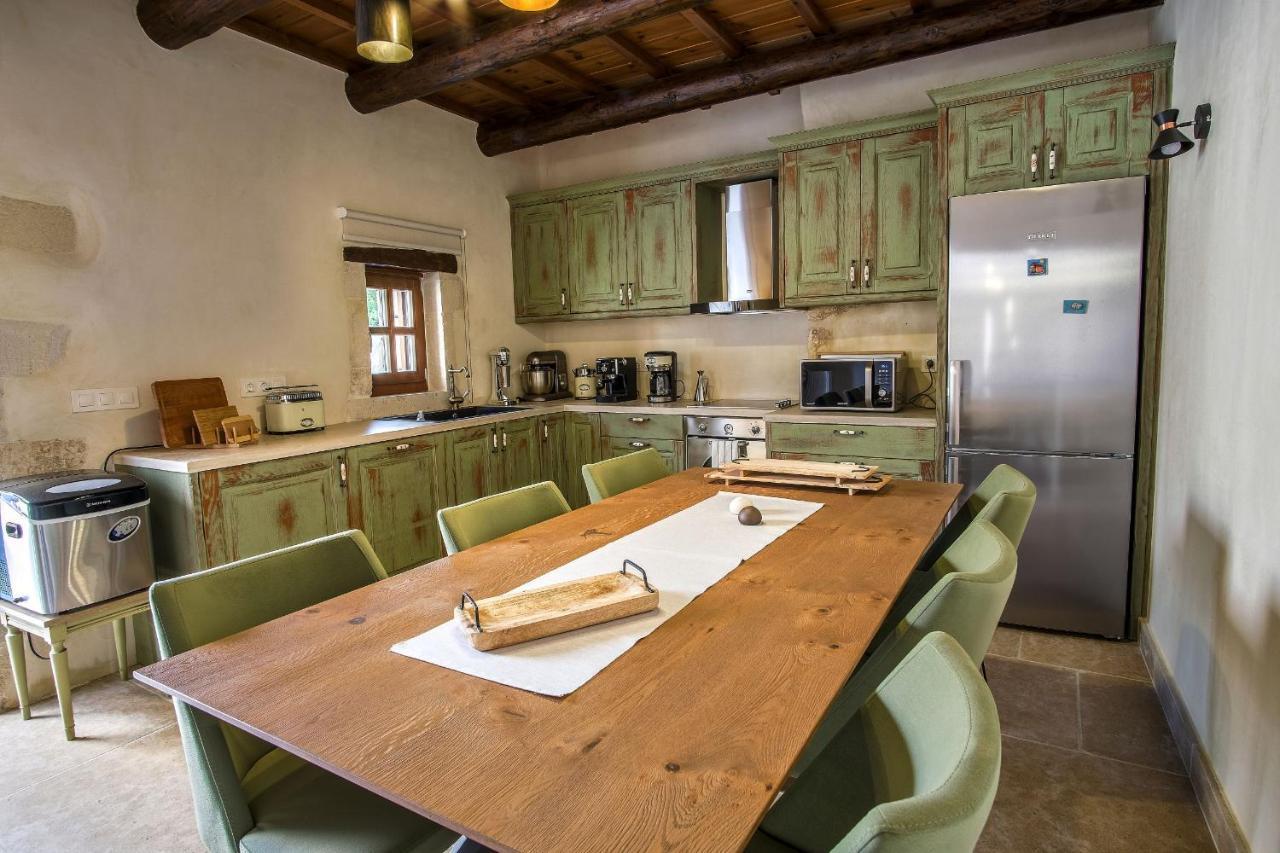 Wild Violet Villa: An Old Vision Of Luxury Melidhonion  Exterior photo